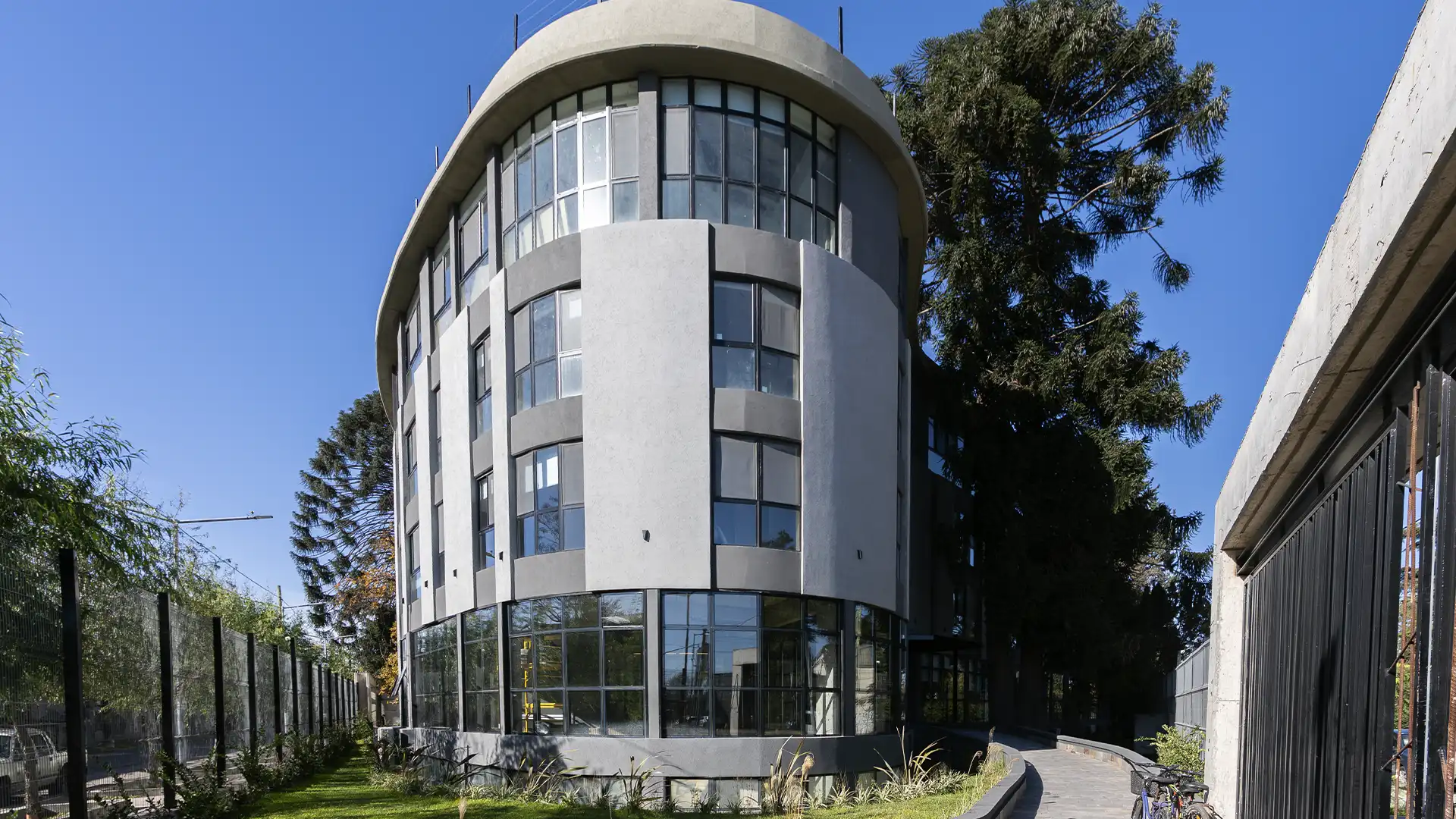 Hotel Araucarias | Suites de Diseño en Moreno